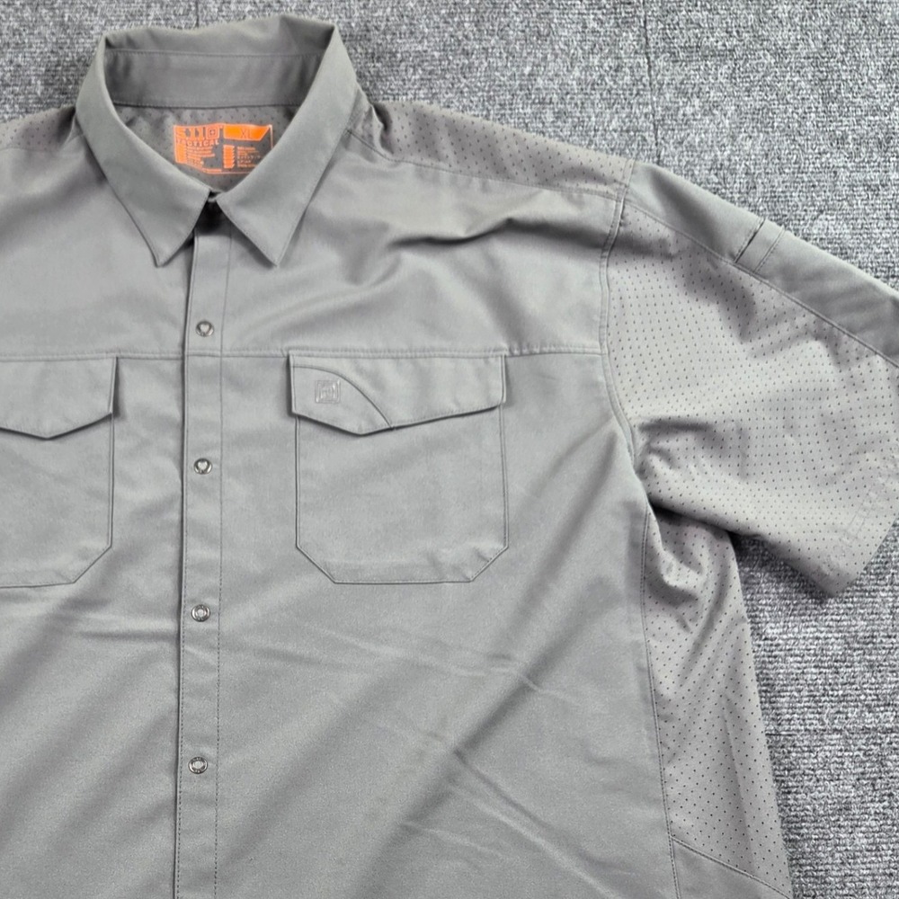 5.11 Tactical Mens XL Gray Short Sleeve Snap Front Perforated Utility Shirt